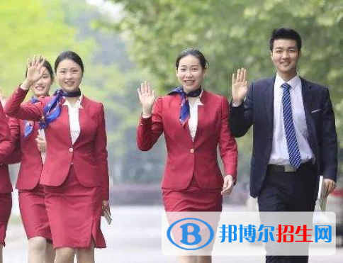 武漢2021年航空服務(wù)學校有什么專業(yè)適合女生