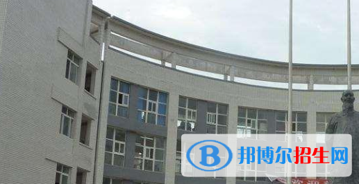 張瀾職業(yè)技術(shù)學(xué)校怎么樣、好不好