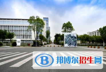 成都2021年中專文憑有用嗎