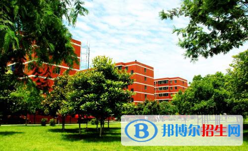 成都2021年上中專可以考大學(xué)嗎