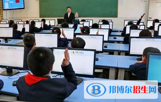 杭州2021年初中生可以上計算機學(xué)校嗎