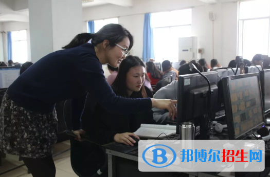 杭州2021年計算機學校什么專業(yè)適合女生