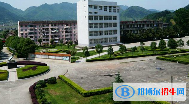 邢臺(tái)民進(jìn)經(jīng)濟(jì)管理中等專業(yè)學(xué)校2022年報(bào)名條件、招生要求、招生對(duì)象