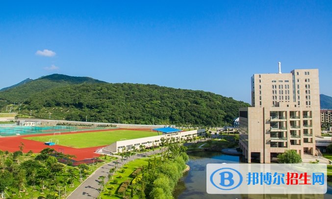 邯鄲2022年男生上什么中專學校比較好