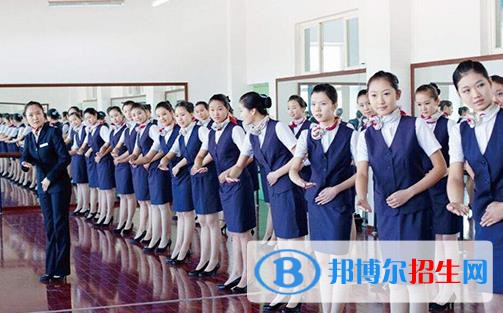 蘭州2022年女生讀什么航空服務(wù)學(xué)校好