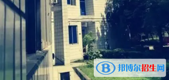 成都實(shí)用工程技術(shù)學(xué)校2022年學(xué)費(fèi)、收費(fèi)多少