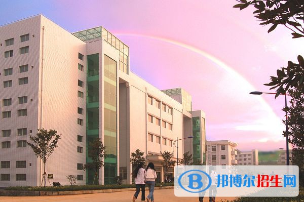 四川2022年怎么讀中專學(xué)校