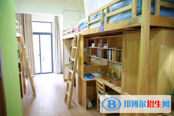 仁壽縣第二高級職業(yè)中學(xué)2022年宿舍條件 