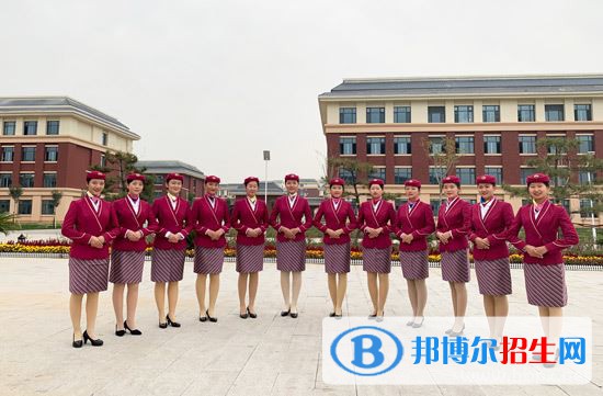 河北2022年女生適合航空服務(wù)學校嗎