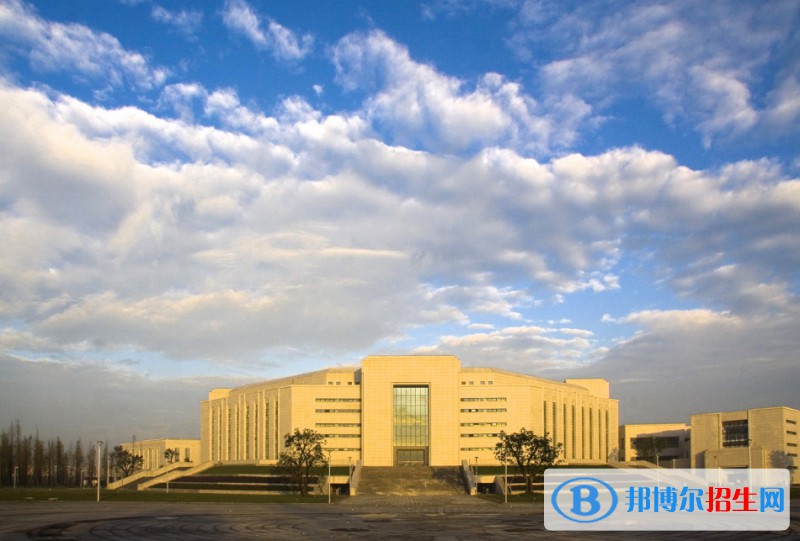 隆昌幼兒師范學(xué)校2022年學(xué)費(fèi)、收費(fèi)多少 