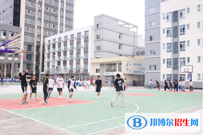 安康育英中等職業(yè)學(xué)校怎么樣、好不好？