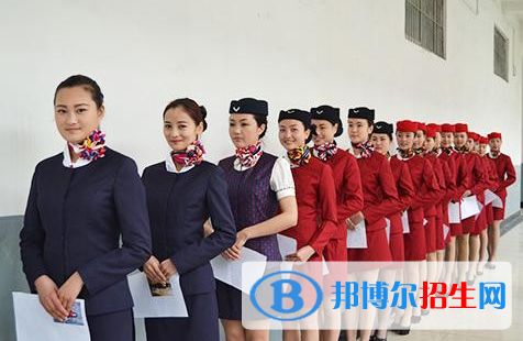 河北2022年男生上什么航空服務(wù)學(xué)校比較好