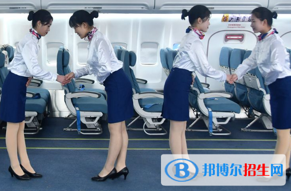 河北2022年女生上什么航空服務(wù)學(xué)校好