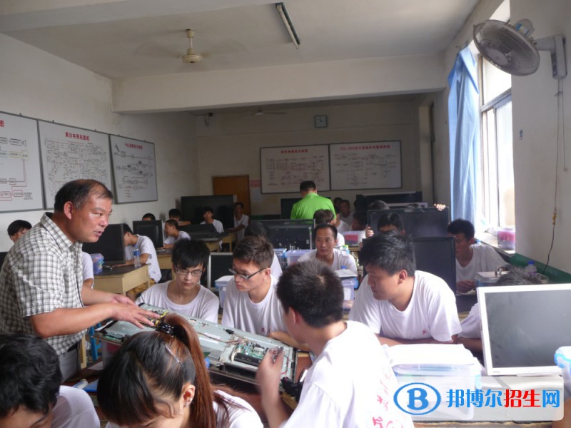 蘭州電子工業(yè)學(xué)校2022年報(bào)名條件、招生要求、招生對(duì)象