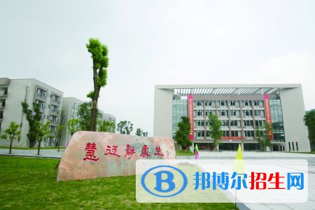 云南林業(yè)技工學(xué)校2022年報名條件、招生要求、招生對象