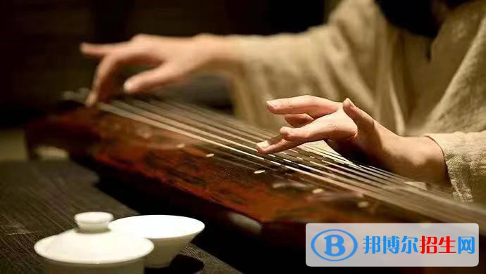 淮安文化藝術(shù)學校2022年招生辦聯(lián)系電話