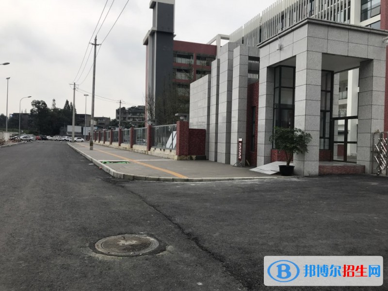 北京第二外國語學院成都附屬中學2022年招生代碼