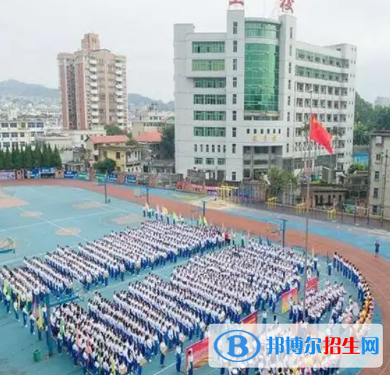 龍巖衛(wèi)生學校2022年報名條件、招生要求、招生對象；