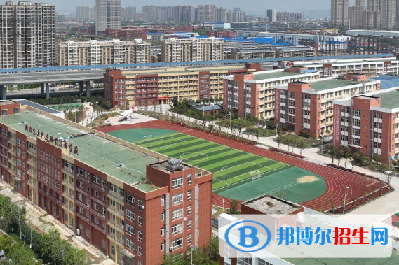 武漢光谷科技職業(yè)技術學校1