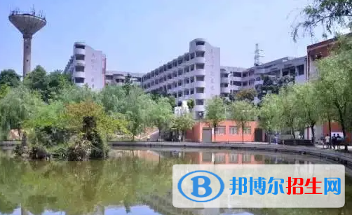 重慶2022年到哪里讀建筑學(xué)校好