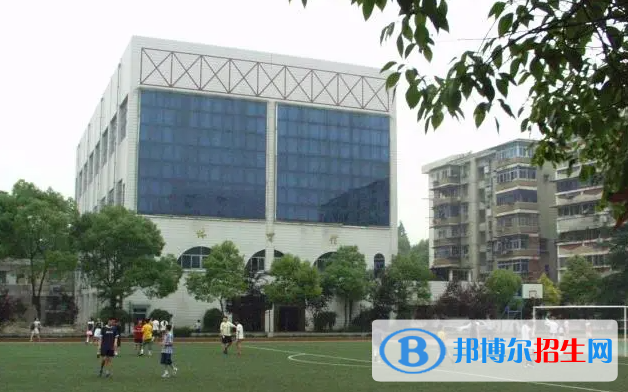武漢外國(guó)語(yǔ)學(xué)校2023年入學(xué)考試