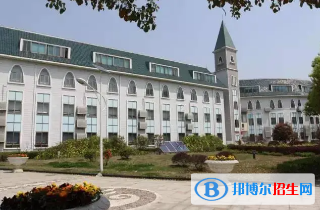 武漢外國語學(xué)校2023年錄取分?jǐn)?shù)線