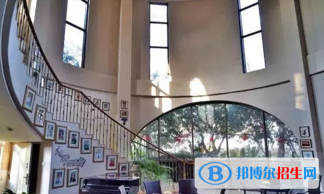 成都麓山國際光亞學(xué)校初中部2023年入學(xué)條件