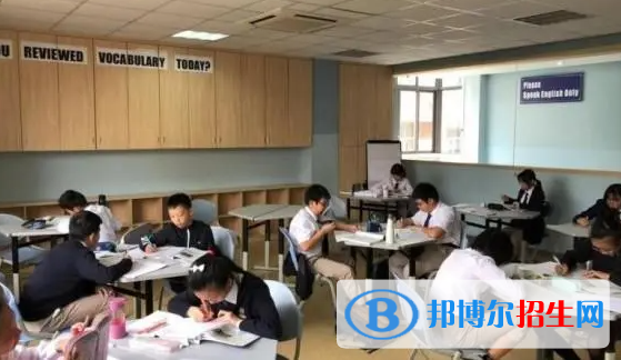 牛津國際公學成都學校初中部靠譜嗎2