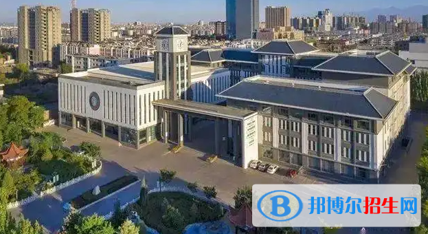 嘉峪關(guān)市第一中學(xué)2023年招生辦聯(lián)系電話