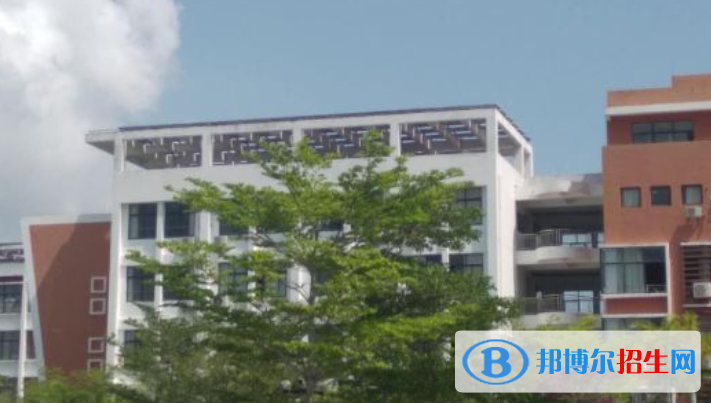 北京師范大學萬寧附屬中學2023年招生代碼 