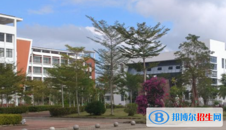 北京師范大學萬寧附屬中學2023年排名 