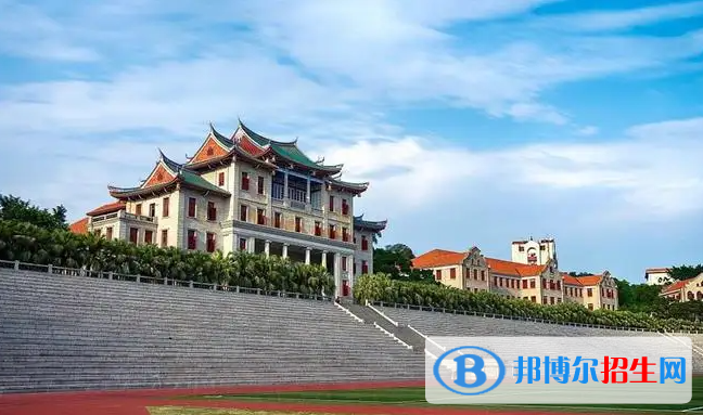 2023新疆文科580分左右能上什么好大學(xué)（本省大學(xué)+外省大學(xué)）