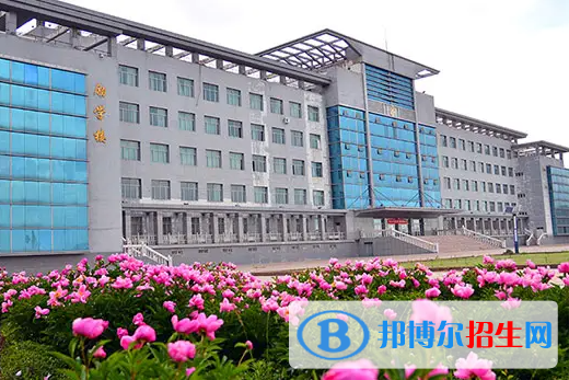 2023新疆文科265分左右能上什么好大學(xué)（本省大學(xué)+外省大學(xué)）