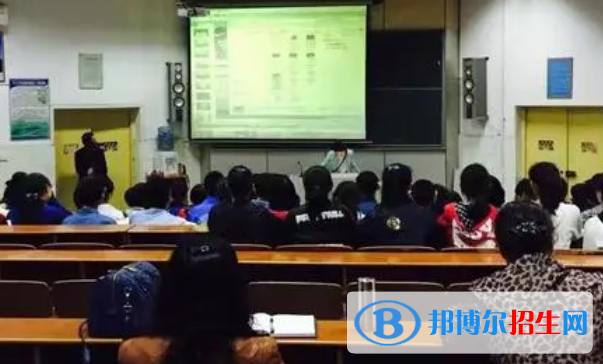 大學(xué)思想政治教育專業(yè)可以從事哪些工作？