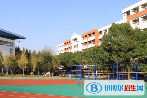 云南2023年初中畢業(yè)能上中專學校
