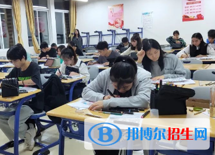 杭州2023年男孩子讀中專讀什么好