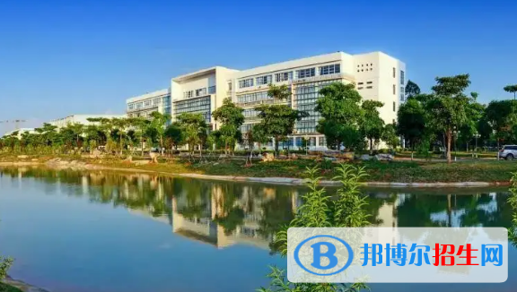 2022崇左市大學(xué)排名(校友會)