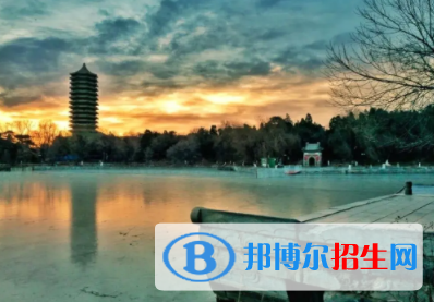 中國大學(xué)經(jīng)濟(jì)學(xué)專業(yè)排名（2022研究型）