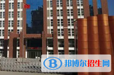 新鄉(xiāng)市外國(guó)語(yǔ)學(xué)校2022年分?jǐn)?shù)線是多少?(2023參考)