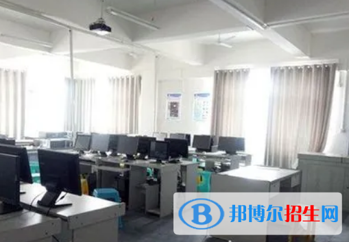 重慶2023年上中專(zhuān)學(xué)校有沒(méi)有用