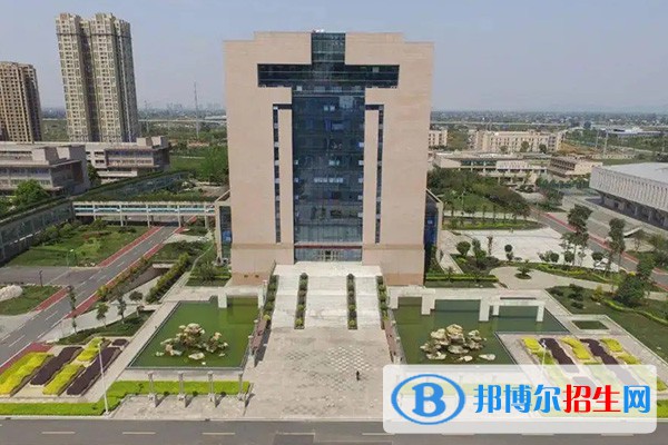 四川財經(jīng)職業(yè)學院單招2023年學費是多少