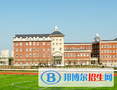 上?；蒽`頓國際學校初中部2023年報名時間