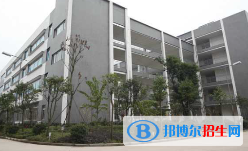 萬源大竹河職業(yè)中學地址在哪里，哪個地區(qū)，哪個城市?