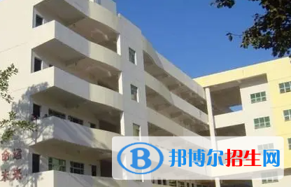 達(dá)州華南理工職業(yè)技術(shù)學(xué)校地址在哪里，哪個地區(qū)，哪個城市?
