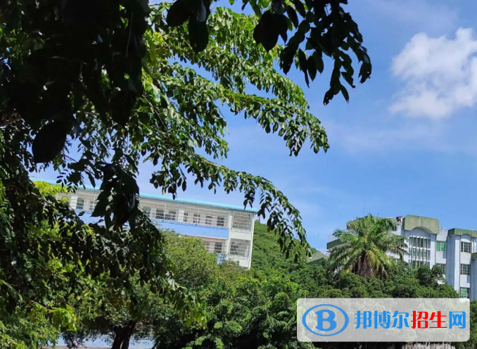 三亞市榆林八一中學(xué)歷年招生分?jǐn)?shù)線一覽表(2023參考)