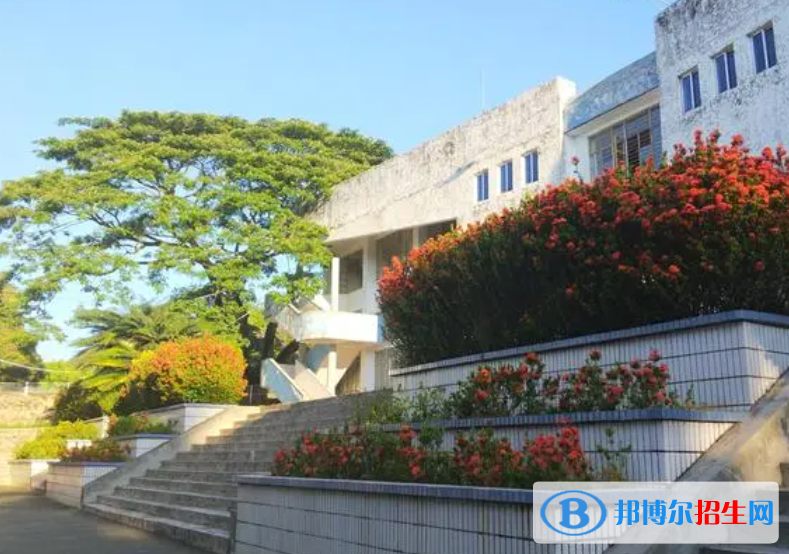 2023南開大學附中儋州市第一中學招生簡章