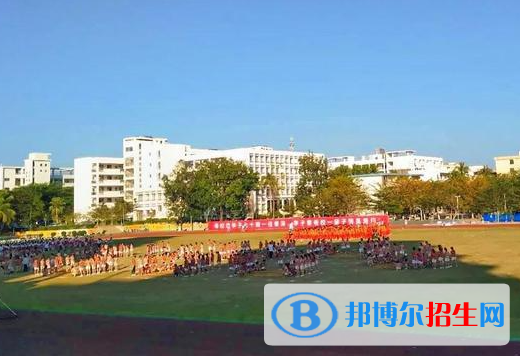 定安縣城南中學(xué)地址在哪里，哪個地區(qū)，哪個城市