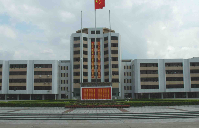 佛山科學(xué)技術(shù)學(xué)院什么專業(yè)好，佛山科學(xué)技術(shù)學(xué)院專業(yè)排名