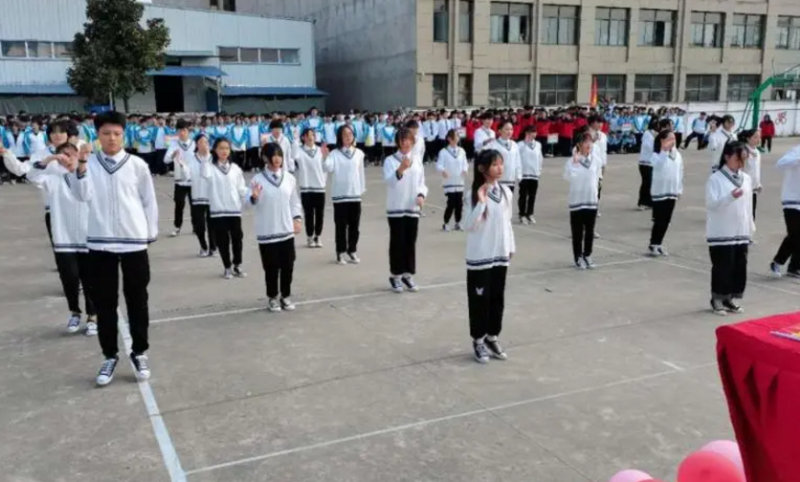 安徽2023年女生上什么中專好