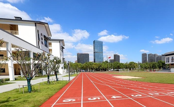 湖溪高級中學(xué)地址，乘車路線